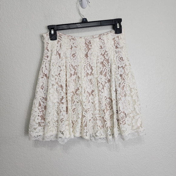 Gianni Bini Lace Pleated Cream Boho Skirt Size M - Picture 5 of 11